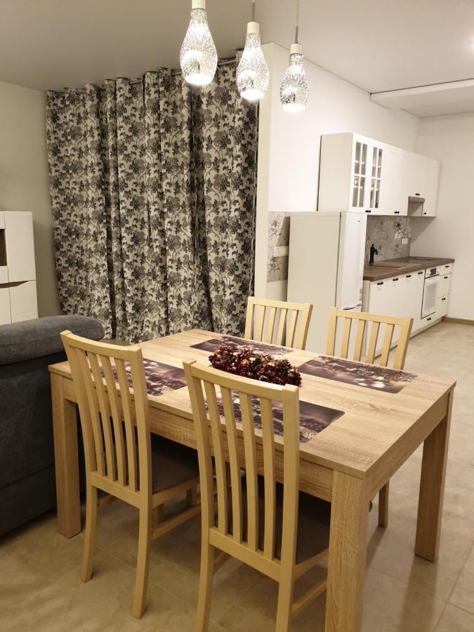 Skuodo 2E Apartment Kaunas Ngoại thất bức ảnh